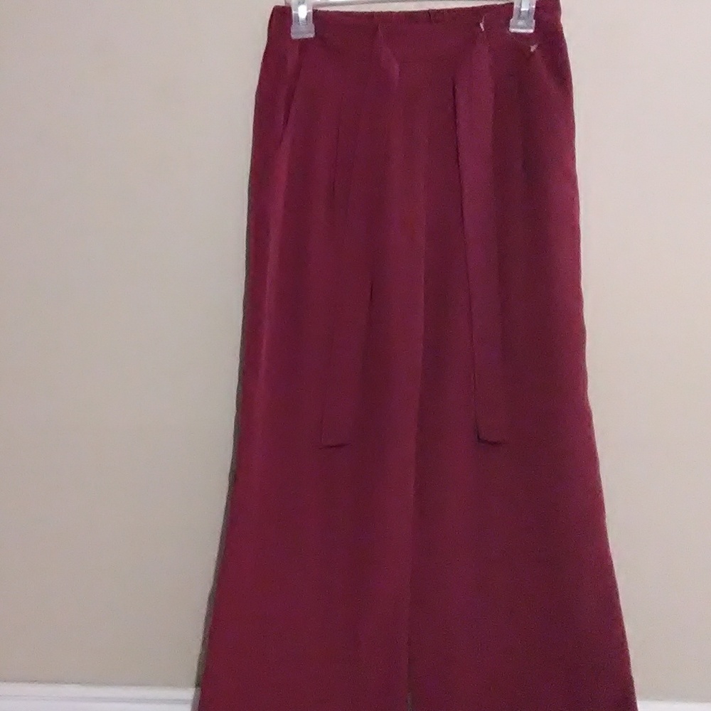 SALE Harper And Gray Flowy Pants. Size S